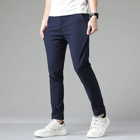 Calça Social Masculina Santinni ST223 - Sofisticação, conforto e versatilidade em um corte moderno.

