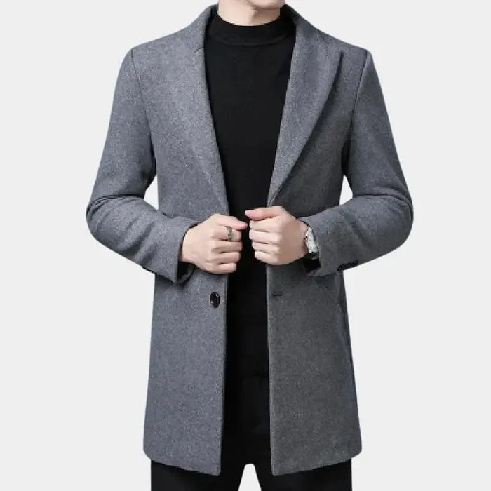 Sobretudo Masculino em Lã Santinni ST239 - Elegância, conforto e proteção térmica para climas rigorosos.

