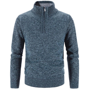 Suéter Masculino Gola Bordado Meio Zíper Santinni ST181 - Design moderno com gola alta, meio zíper e tecido premium.







