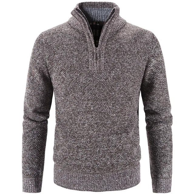 Suéter Masculino Gola Bordado Meio Zíper Santinni ST181 - Design moderno com gola alta, meio zíper e tecido premium.







